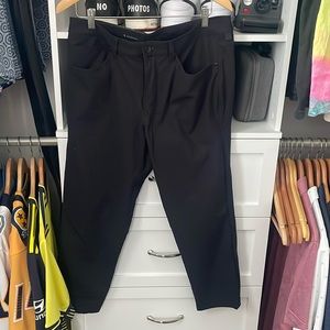 LULU LEMON MEN’S PANTS